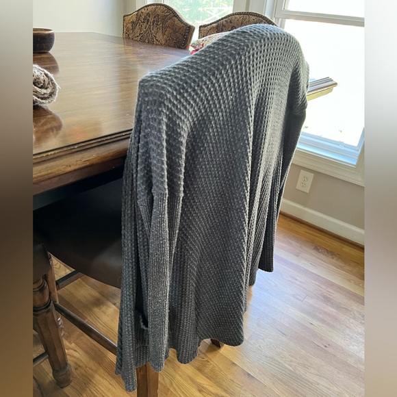 Sweater Bundle - Picture 4 of 8